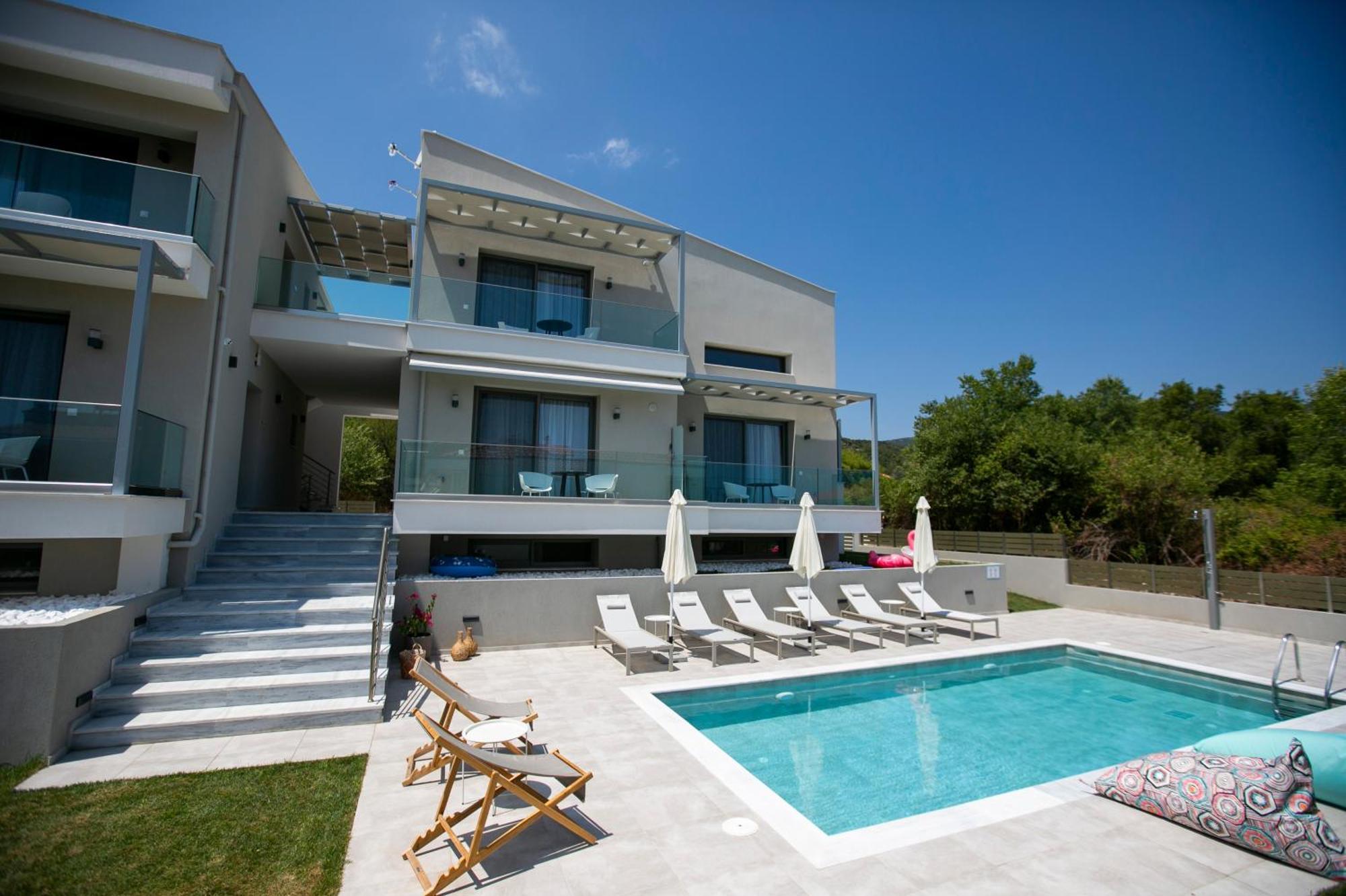 Arodo Suites Nea Iraklitsa Exterior photo